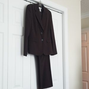 Women's suit